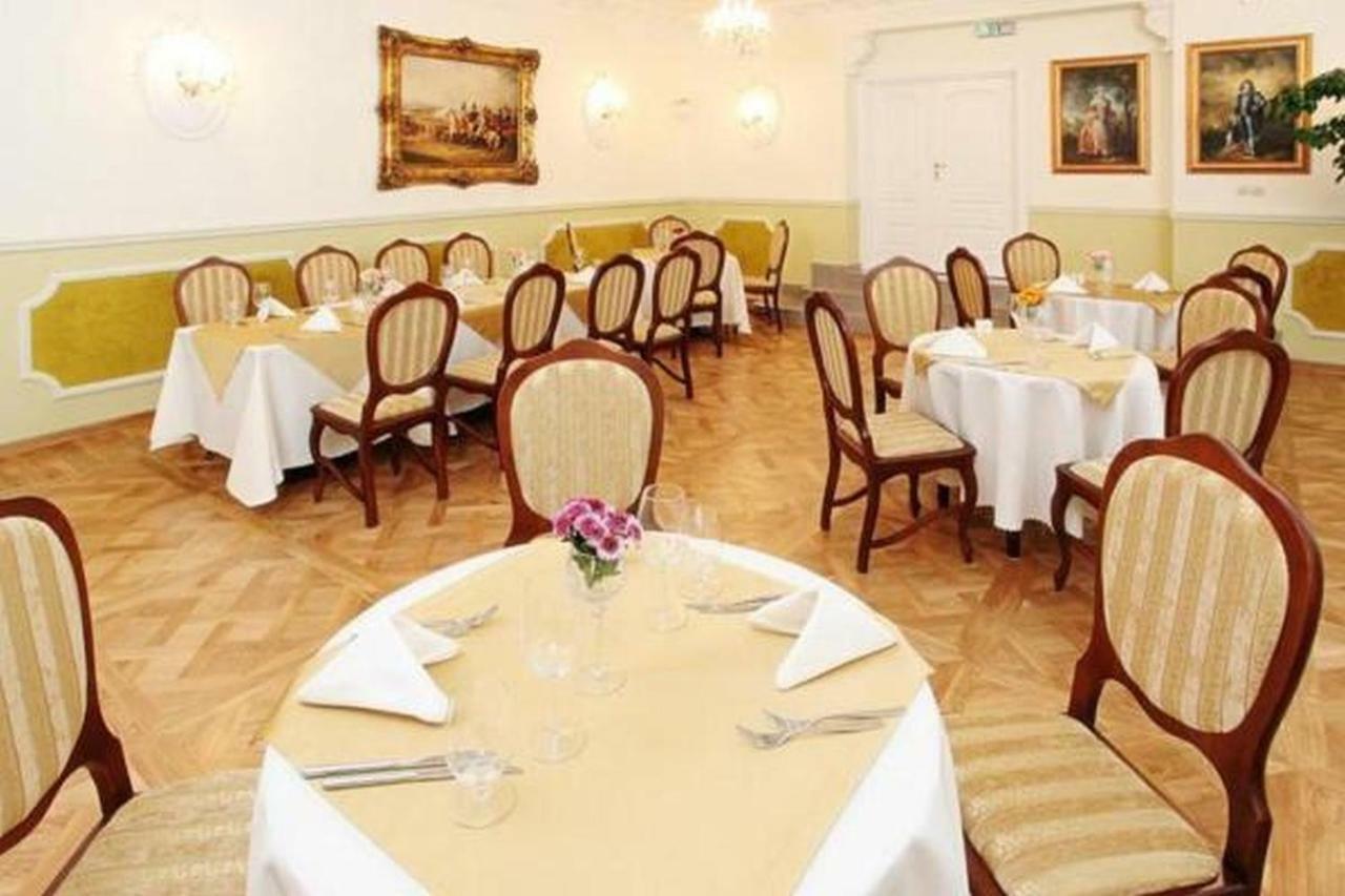 Hotel Dwor Sójki Exteriér fotografie