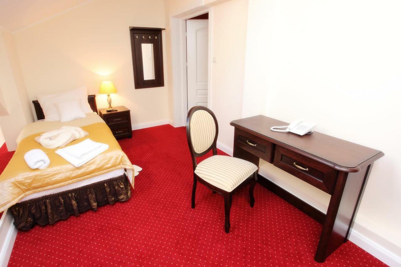 Hotel Dwor Sójki Exteriér fotografie